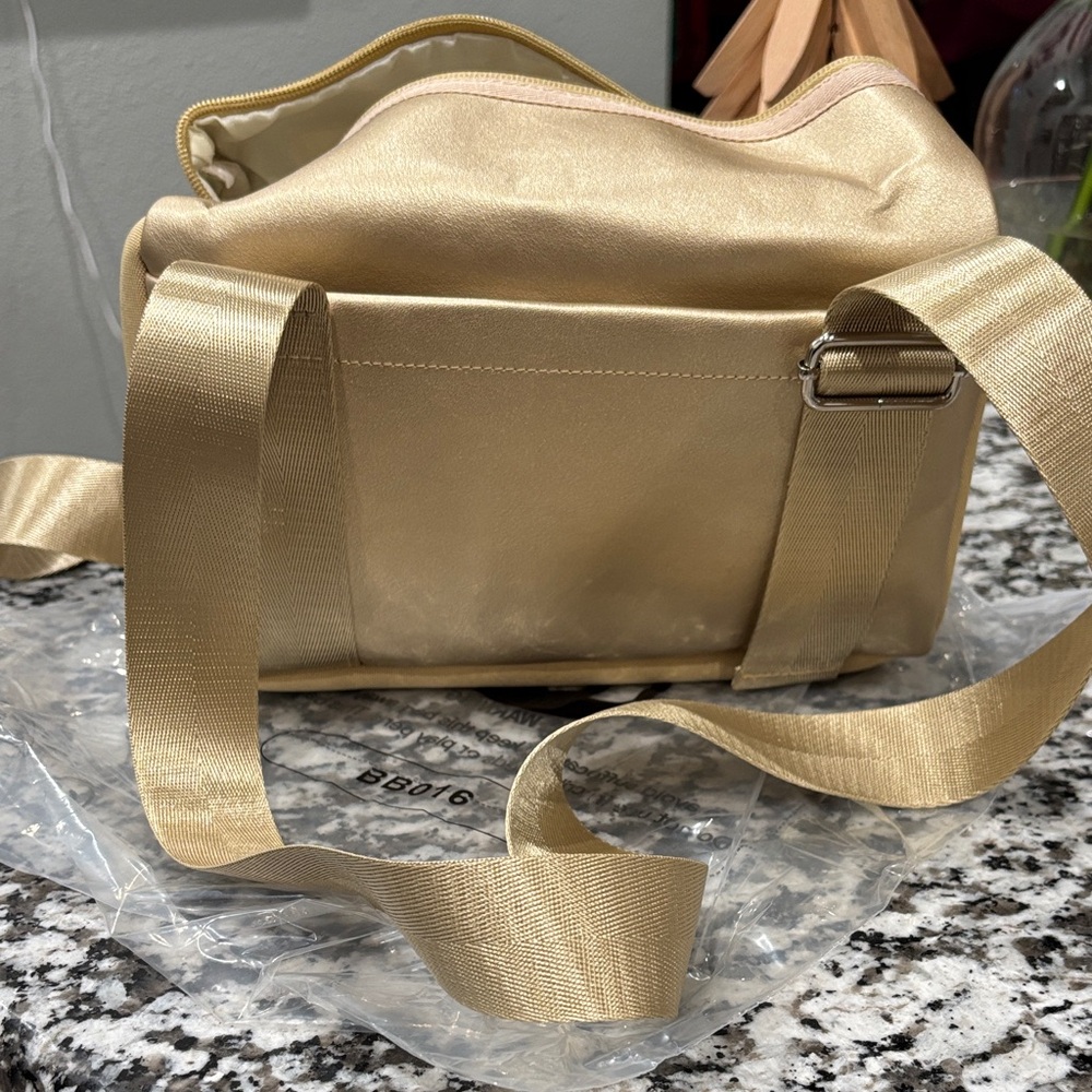 Elegant Gold Lunch Bag